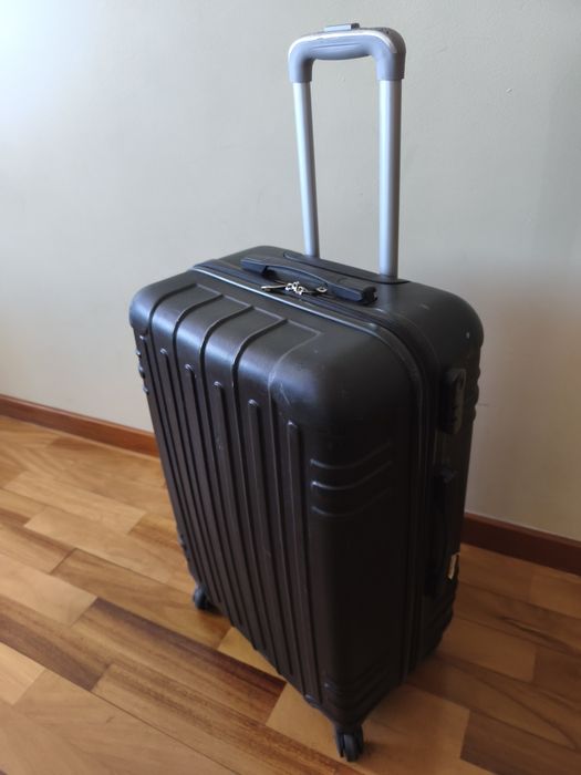 Mala viagem alt. 0.65 larg 0.40