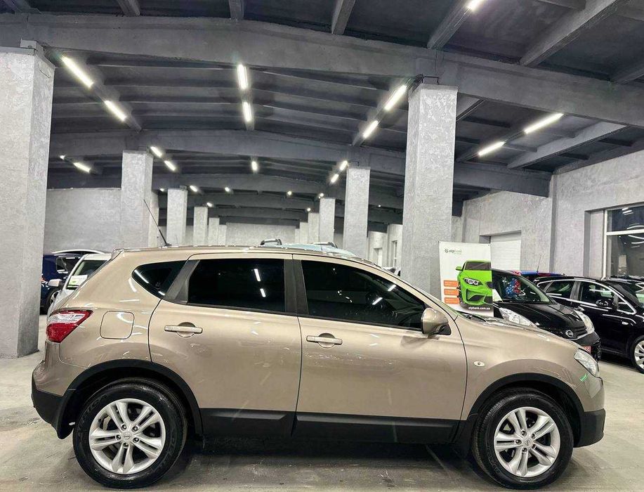 Продам NISSAN QASHQAI 2011 року