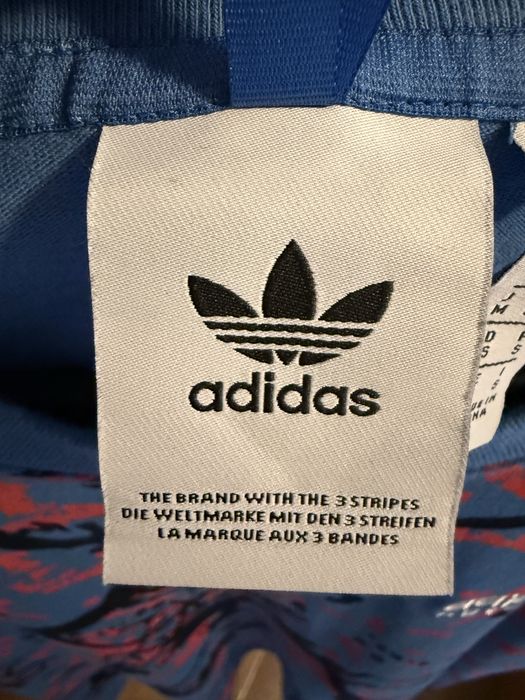 T-shirt Adidas “Adventure”