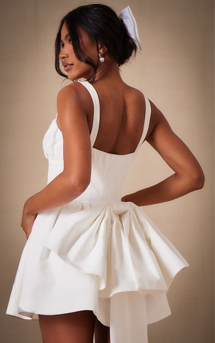 Весільна сукня premium PrettyLittleThing