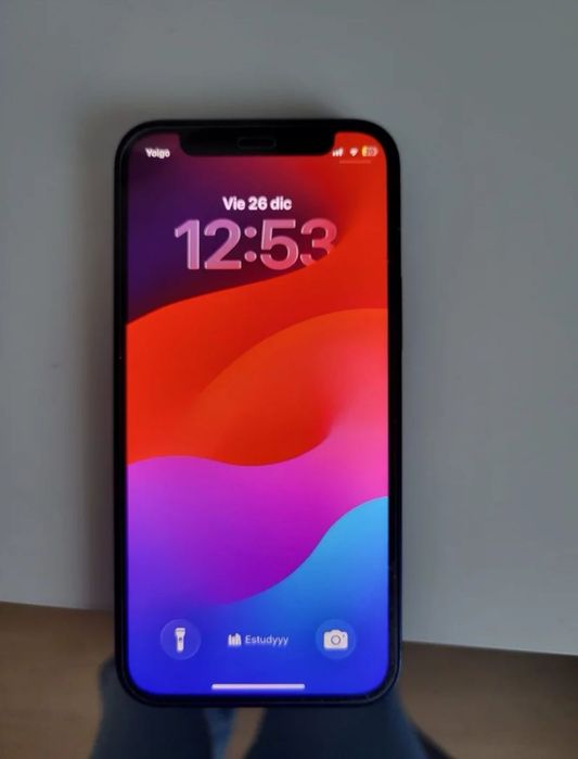 iPhone 12 bom estado