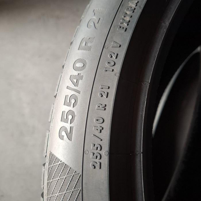 Шини в новому стані 255/40/21 -4 шт Continental WinterContact TS850P