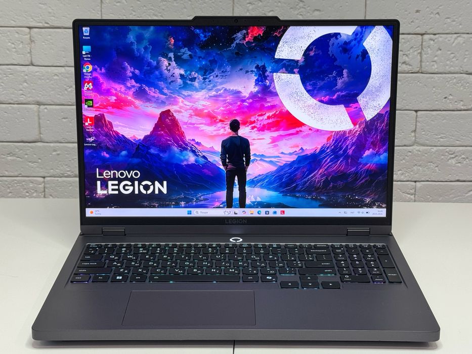 Lenovo Legion 5/2K/240Hz/Ultra 9-275HX/24 GB DDR5/1 TB SSD/RTX 5060