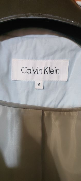 Piękny płaszczyk damski