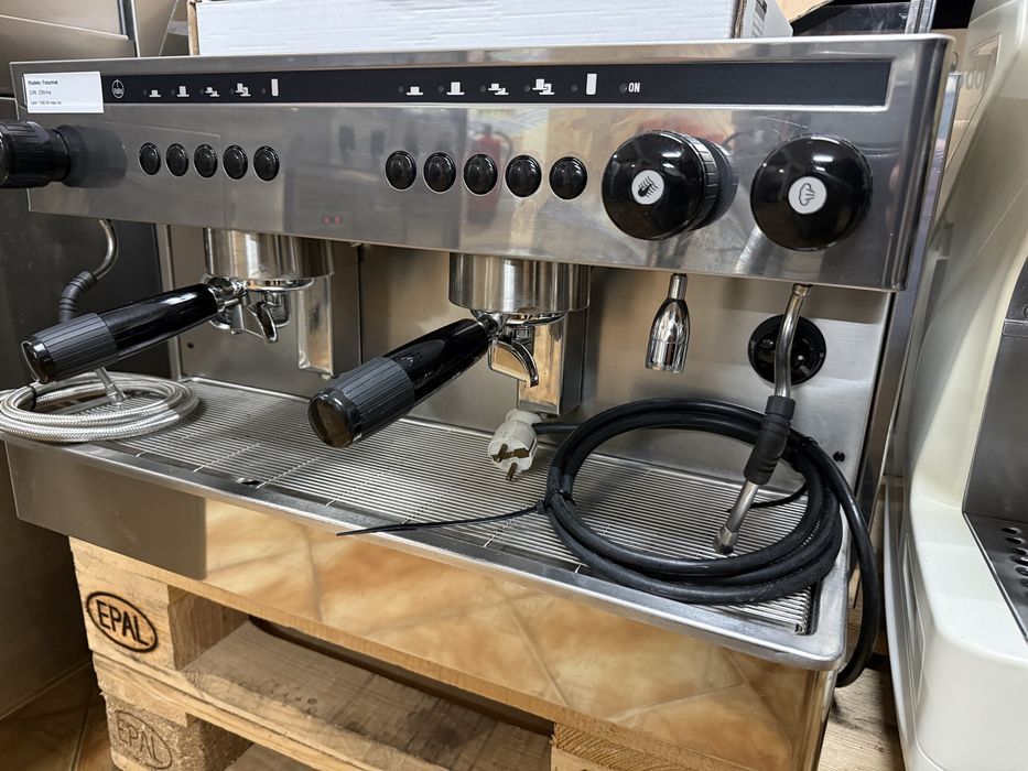 Maquina de café 2 grupos futurmat Ottima