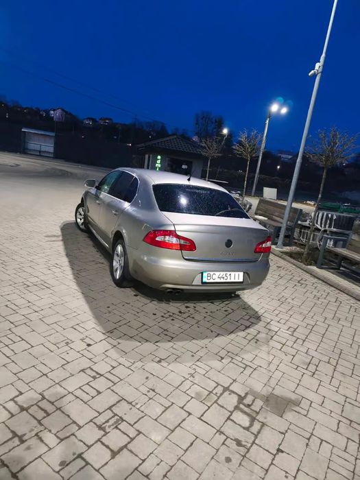 Продам Skoda Superb II 1.8 TSI