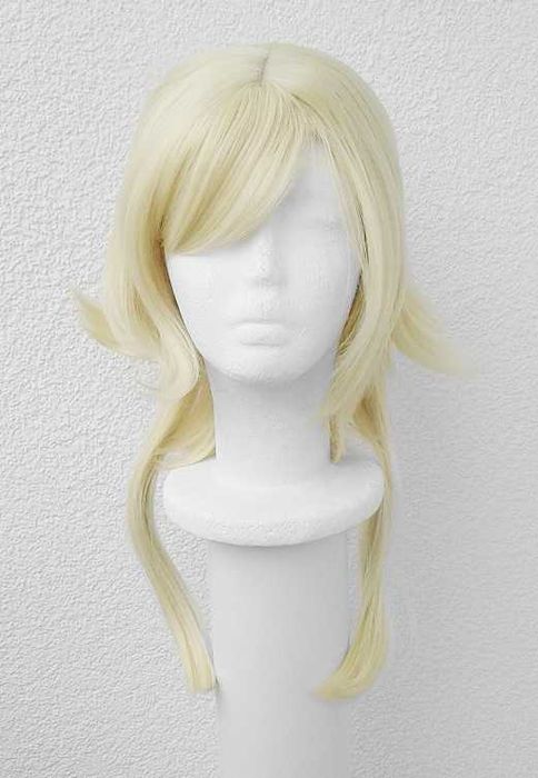 Blond peruka z przedziałkiem grzywką Lumine Genshin Impact cosplay wig