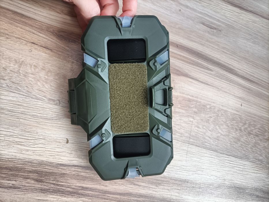 Nowy taktyczny panel na telefon na kamizelkę