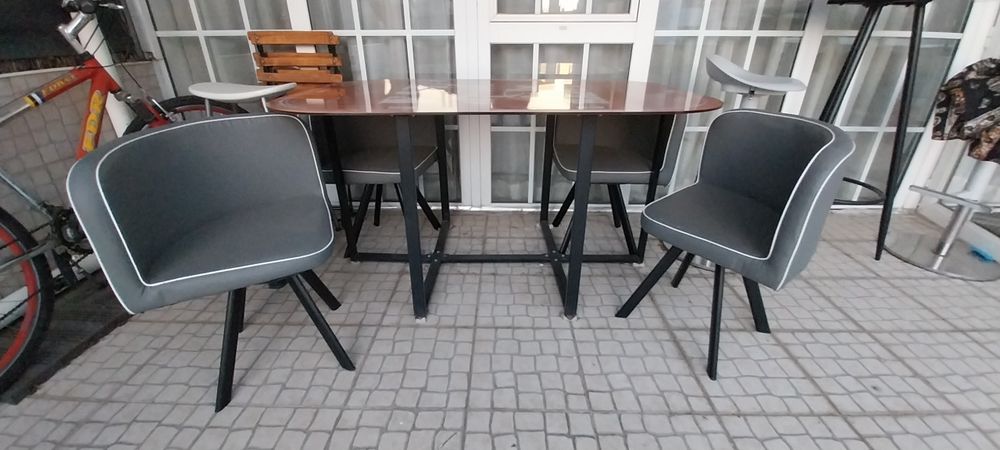Mesa de ferro c/ tampo vidro
