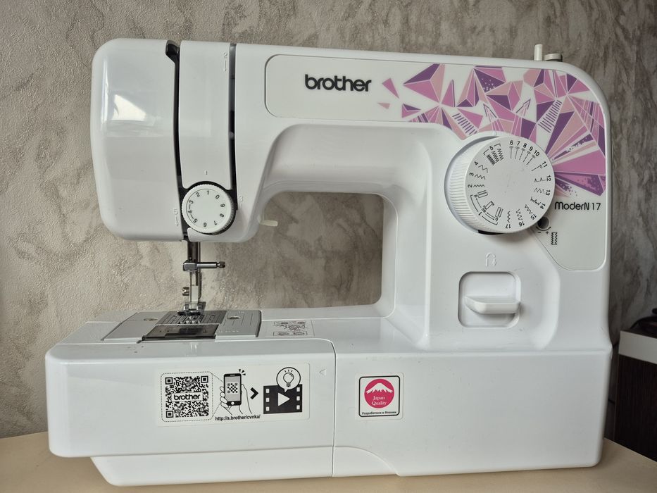 Швейна машинка Brother Modern 17 | нова за станом  ідеально для використання вдома