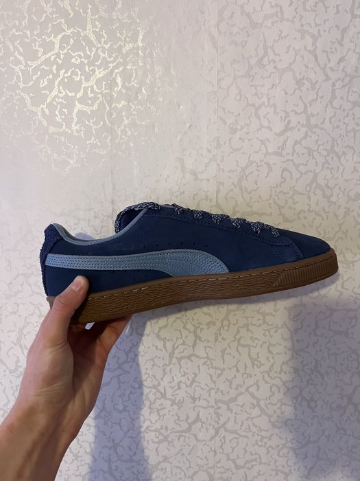 Кроссовки Suede Fuzzy Sneakers