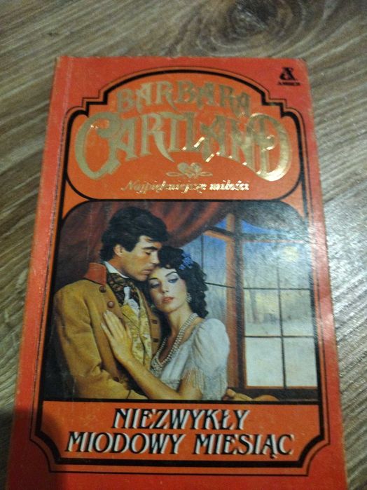 Książka ksiazka książki Barbary Cartland Niezwykły miodowy miesiąc