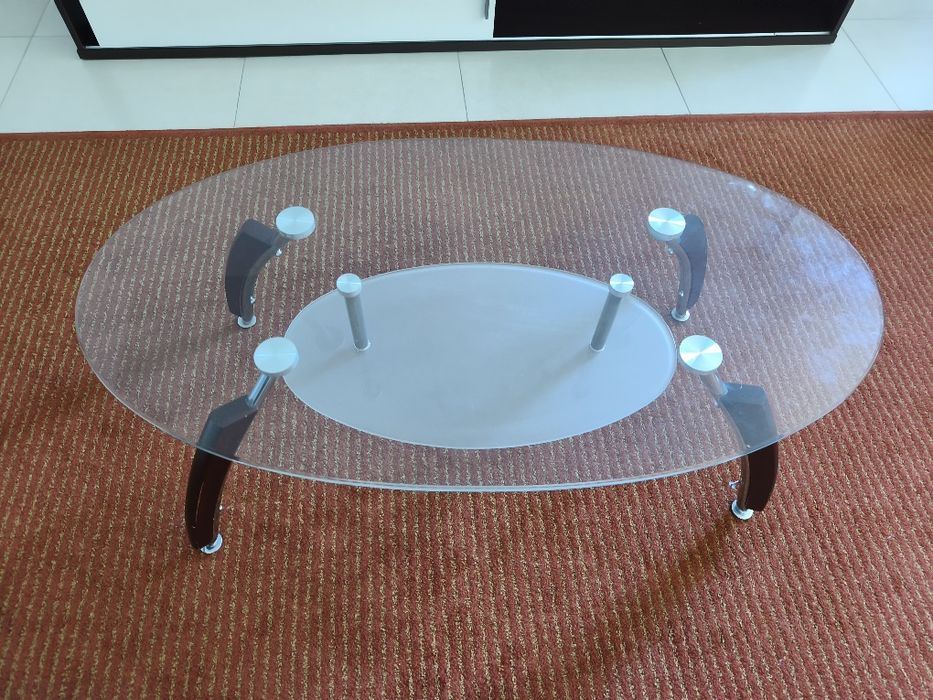 Mesa de centro de vidro