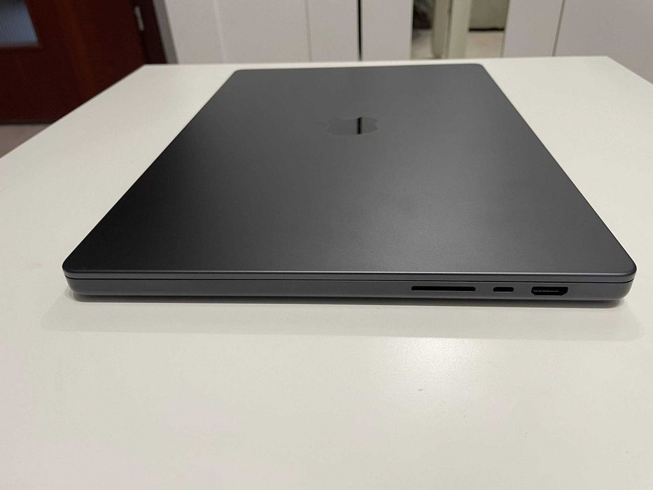 MacBook Pro 16" M4 Pro 24/512 GB | 10 cykli | 100% bateria | gwarancja
