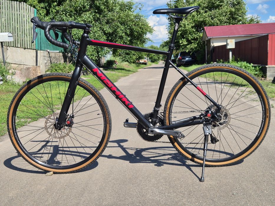 Велосипед/Гревел Nishiki + запасний цепок KMC X8 + запасна камера Continental