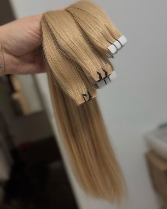 Włosy Tape-On Invisible Szampański Blond (18) 25g • 40cm • 5kanapek