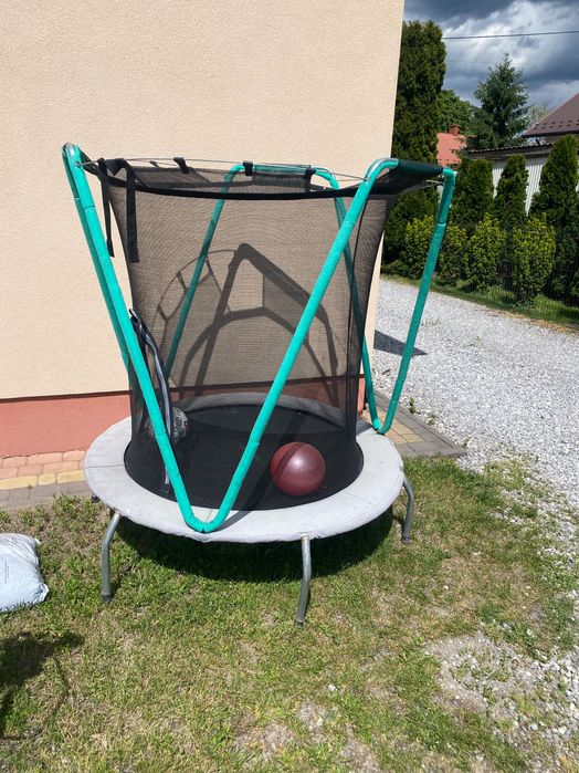 Trampolina dla dzieci