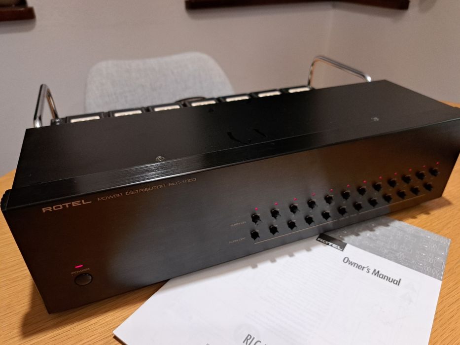 Rotel RLC-1050 kondycjoner sieciowy
