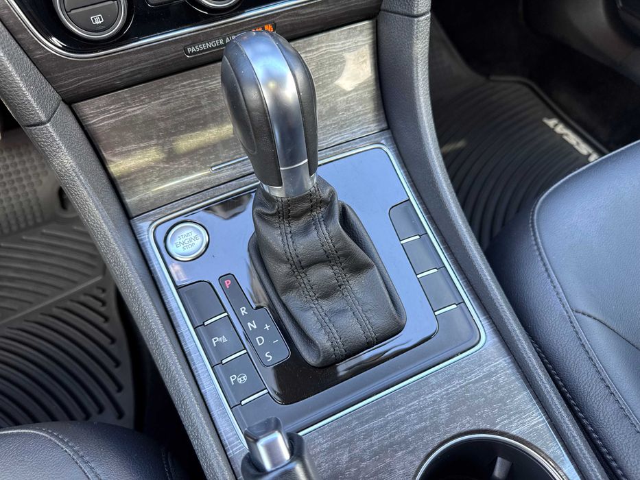 Volkswagen Passat 2017 SEL