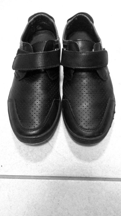 Туфлі для хлопчика Tesoro 33 розмір.