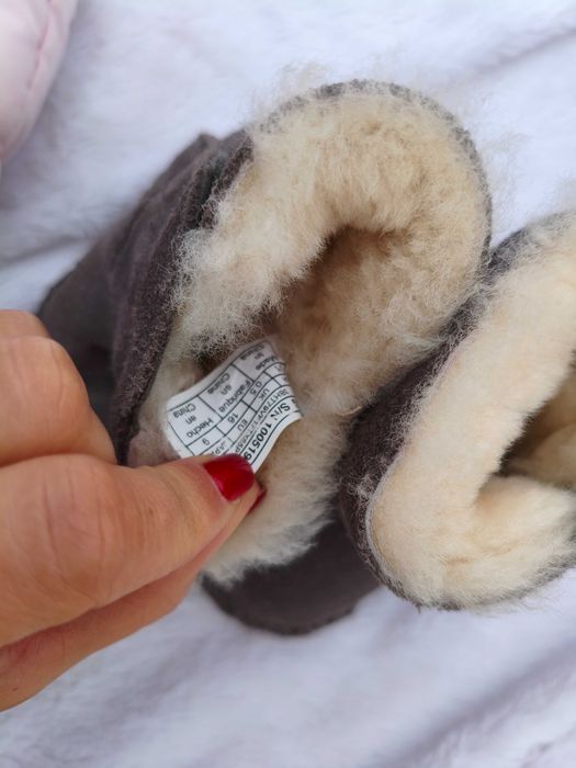 Pijama manta com meias antiderrapante + Roupa Mayoral e Chicco e botas