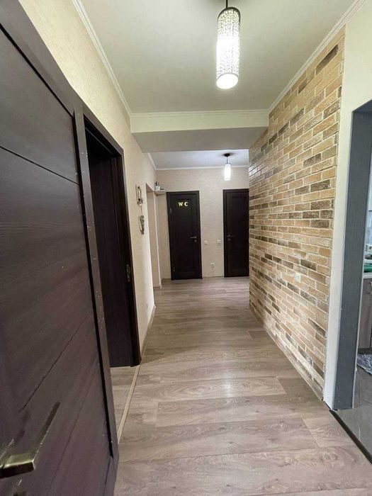 Центр. Оф. 2%.2к з ремонтом.