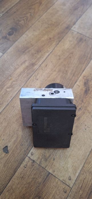 Mercedes C klasa W 203 Pompa Abs