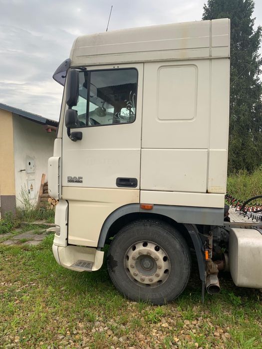 Daf xf 105.460 naczepa bodex