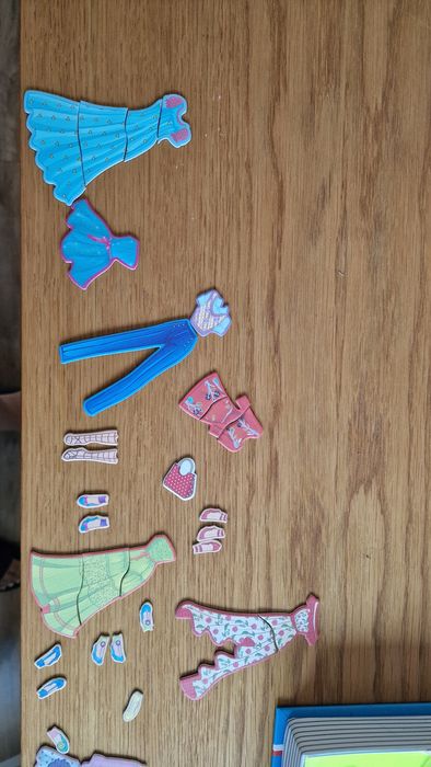 Układanka magnetyczna Młoda Dama