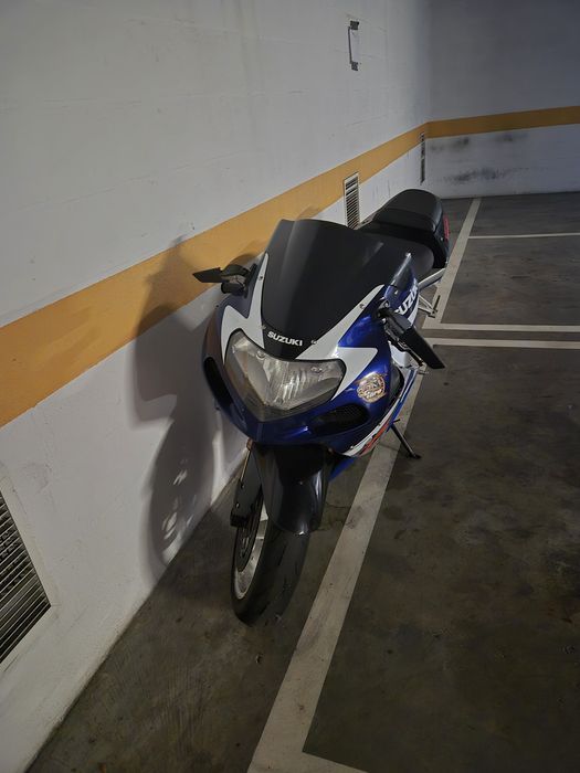 Vendo mota Gsxr1000 k3
