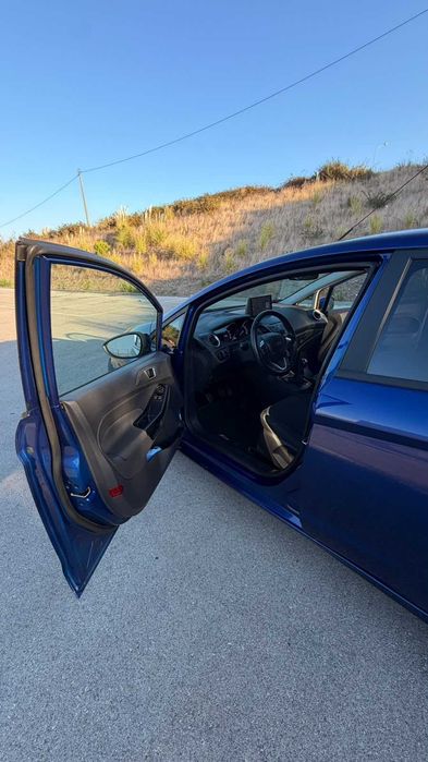 Ford Fiesta — 2016 - Carplay  — 98.765 km foto 4