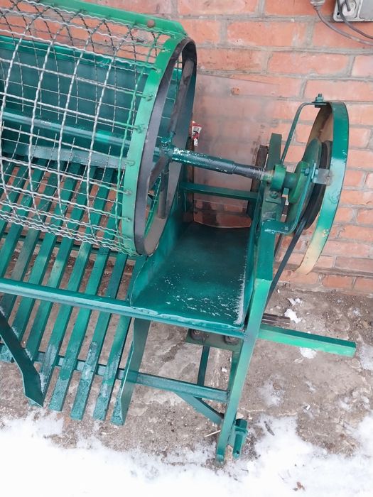 Картоплесортувалка тракторна