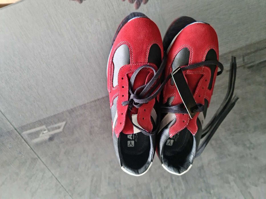 buty sportowe nowe