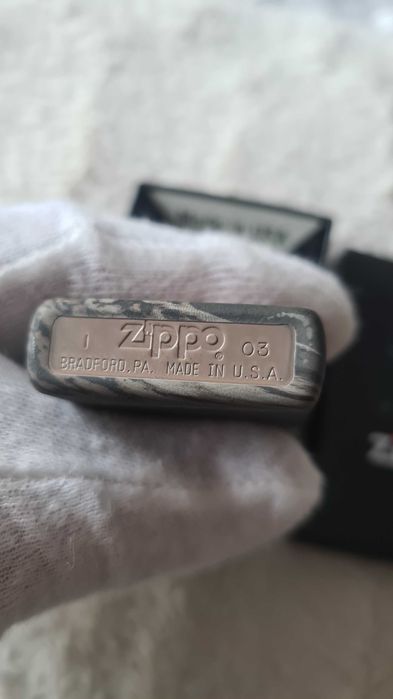 Zapalniczka Zippo Jeleń w Kamiflażu 2003r.
