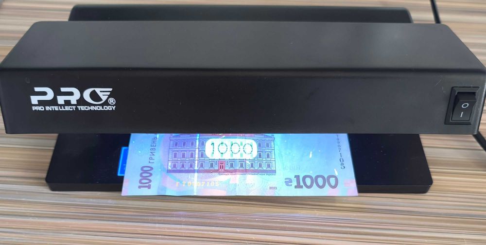 Світлодіодний детектор валют PRO-12