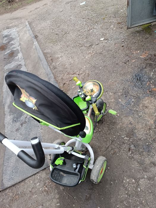 Детский трёхколёсный велосипед