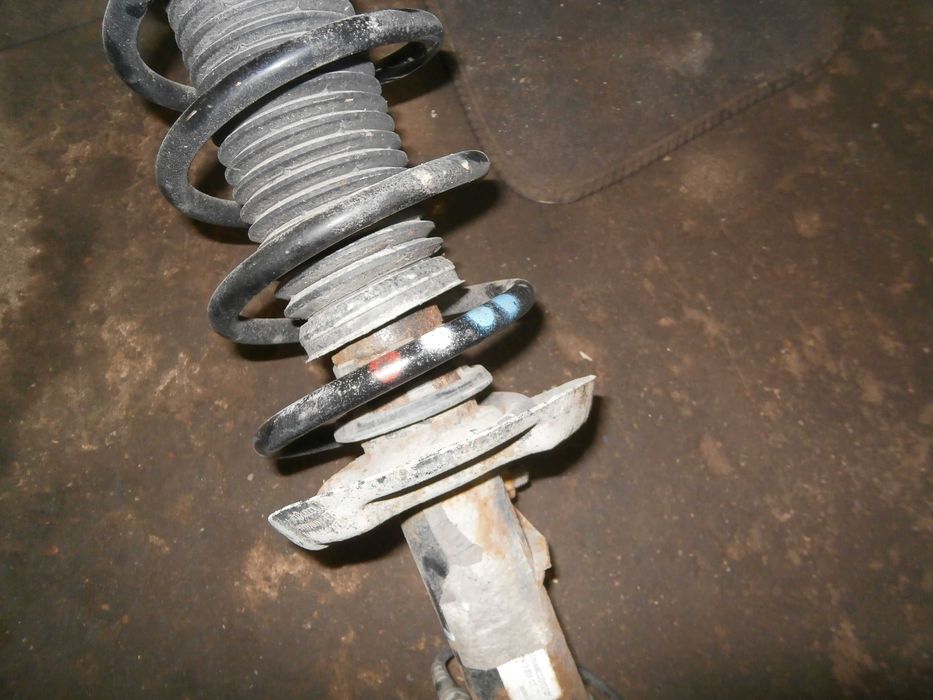 seat leon II lift 1,2 1,4 TSI kolumna mcpherson lewa prawa
