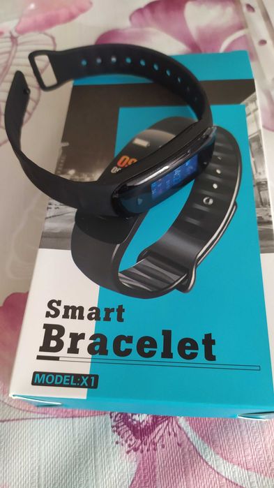 Opaska smart, inteligentny zegarek Smartwatch