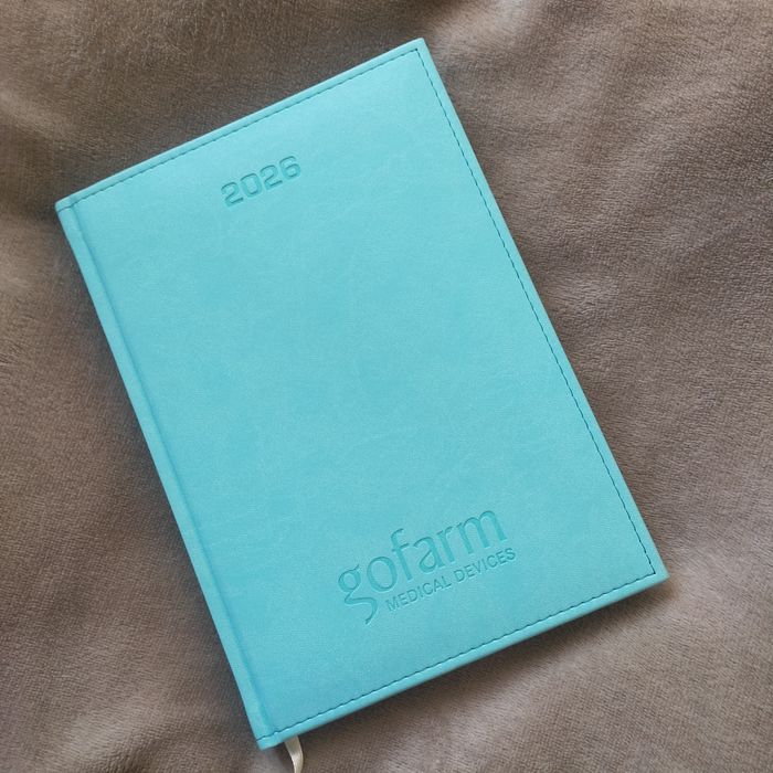 kalendarz z twardą okładką