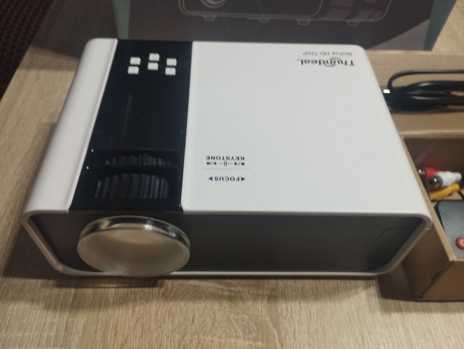 Projektor Thundeal TD90 W HD rzutnik