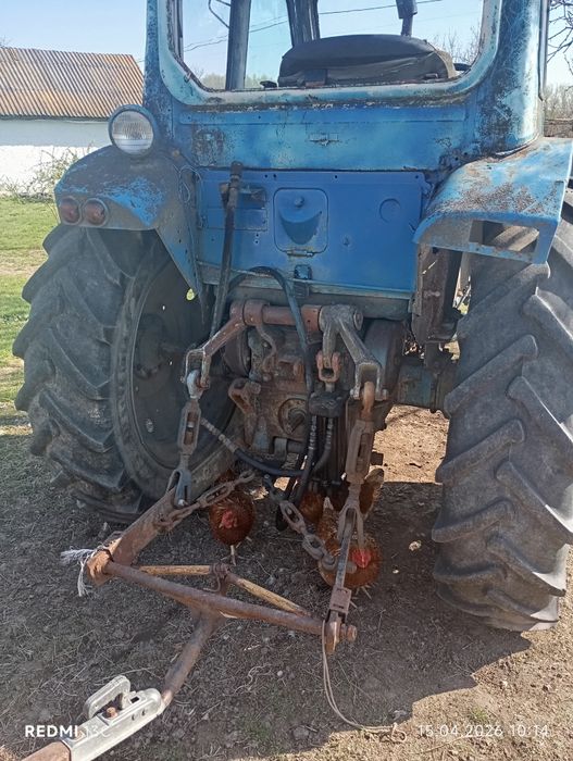 Продається трактор