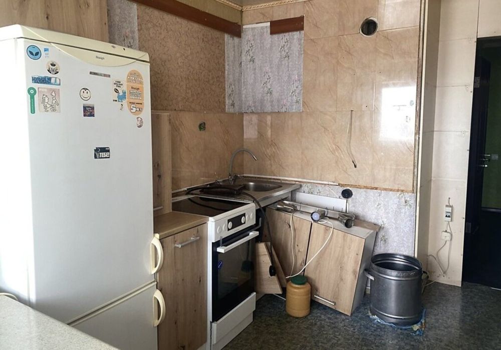 1 - комн. квартира 39 м. кв. ул. Независимости ул. Титова Жилое состояние