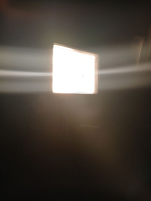 Продам прожектор