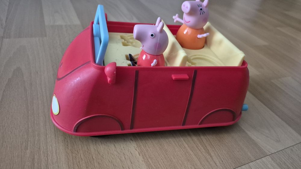 Samochód Świnka Peppa