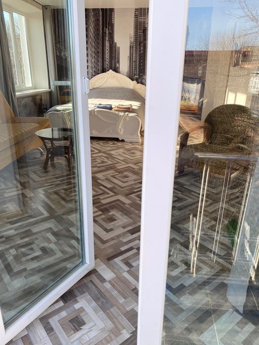 Оренда подобово. Квартира -  студія, ТЕПЛА, світла і затишна