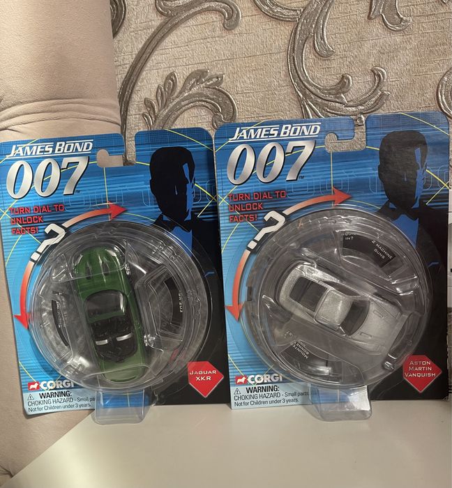 Corgi новые коллекционные машинки James Bond 007