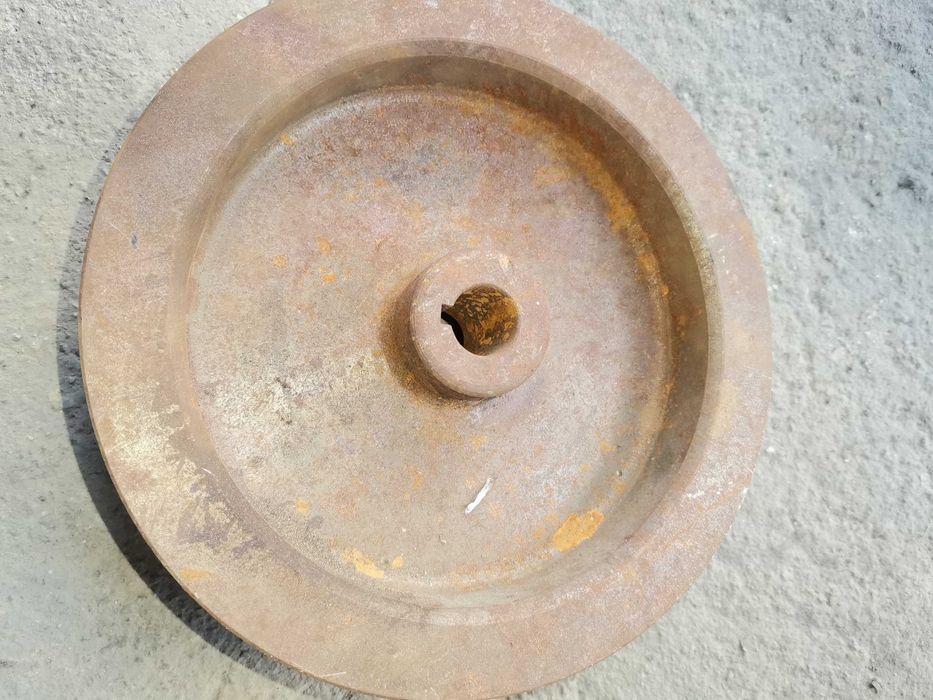 Dwustopniowe koła pasowe różne wymiary.