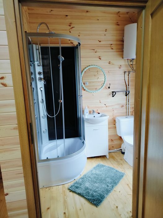 Domek z balią jacuzzi
