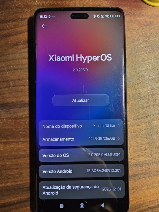 Xiaomi 13 lite usado com marcas de uso