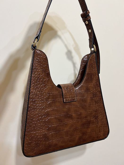 Сумка Mango на плече (багет)